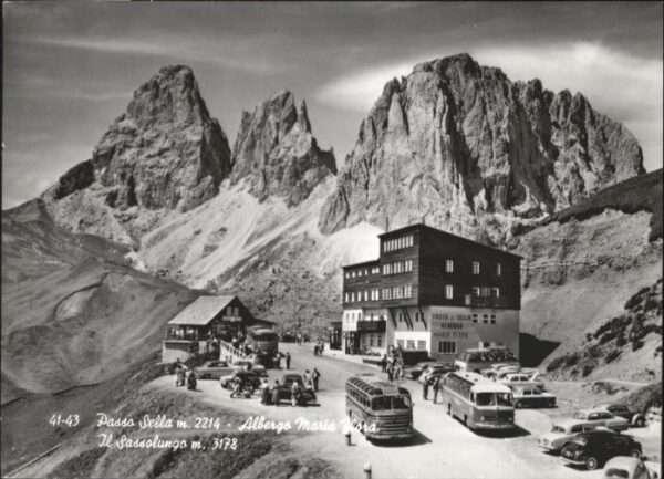 Passo Sella Albergo Maria  Sassolungo