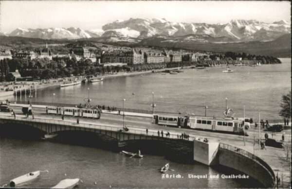 Zuerich toquai Quaibrücke Strassenbahn *