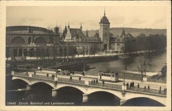 Zuerich ahnhof Landesmuseum Brücke Strassenbahn