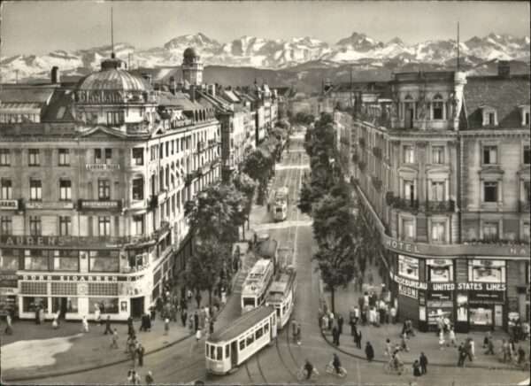 Zuerich ahnhofstrasse Strassenbahn