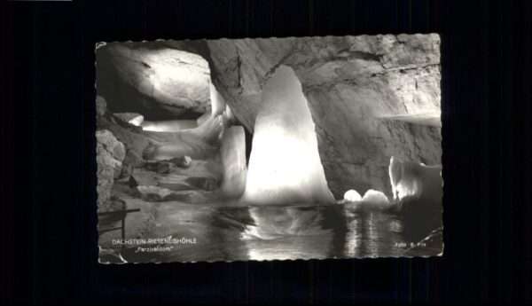 Hoehlen Caves Grottes Dachstein-Rieseneishöhle Parzivaldom