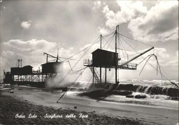 Lido Ostia Scogliera della Foce