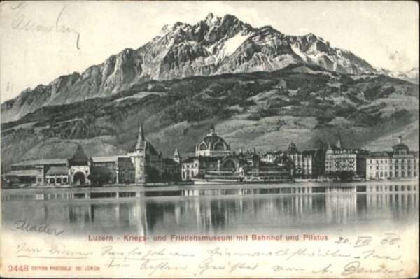 Luzern LU Luzern Friedensmuseum Bahnhof Pilatus