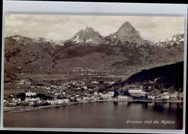 Brunnen SZ Mythen