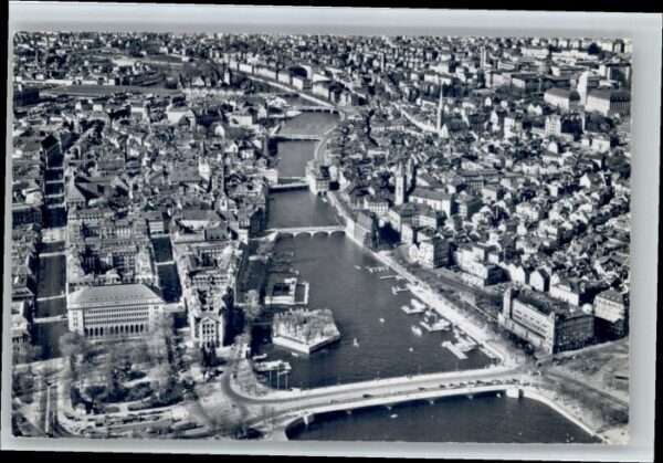 Zuerich liegeraufnahme