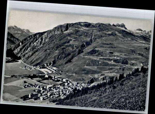 Andermatt Oberalpstrasse