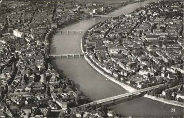 Basel BS Basel Fliegeraufnahme Rheinbrücke