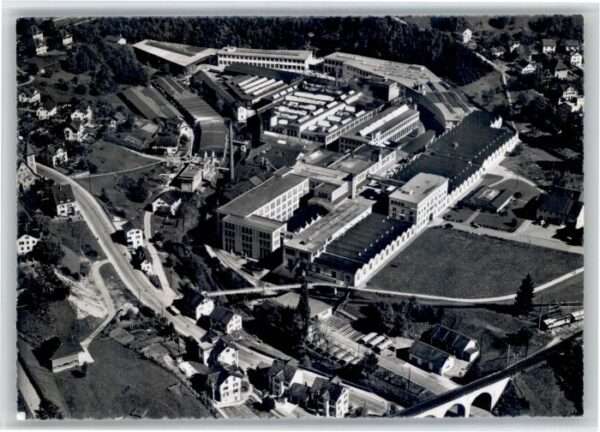 Rueti ZH liegeraufnahme Ateliers Construction