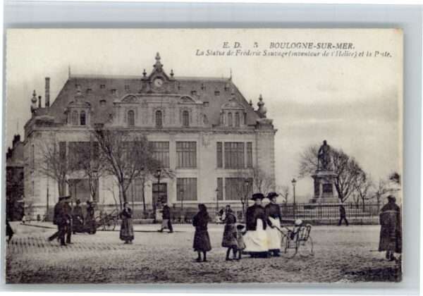 Boulogne-sur-Mer Statue Frederic Sauvage Poste