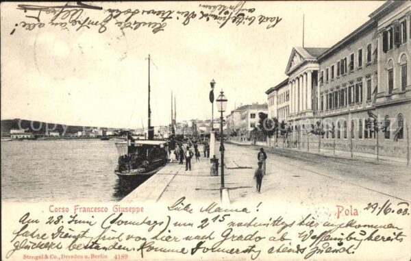 Pola Pula Croatia Corso Francesco Giuseppe Schiffe
