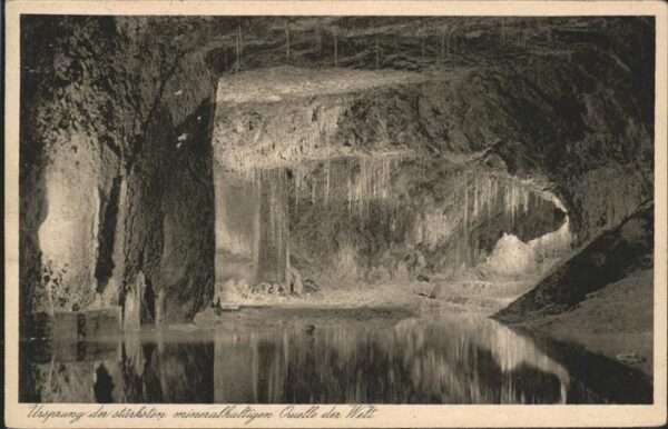 Hoehlen Caves Grottes Feengrotte Saalfeld Märchendom
