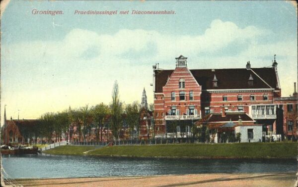 Groningen Praediniussingel met Diaconessenhuis