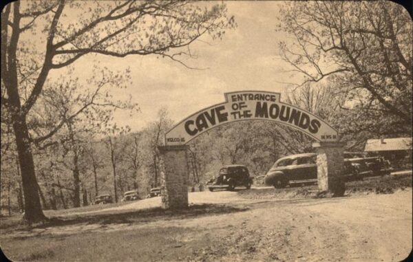 Blue Mounds Cave of the Mounds