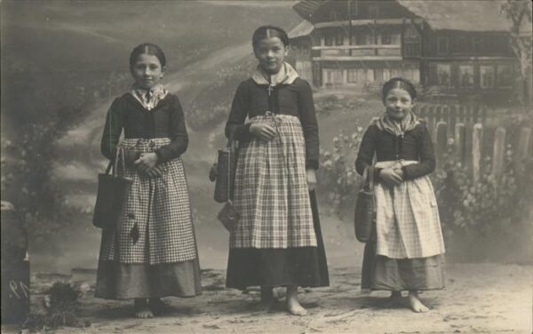Trachten Schwarzwald Kinder
