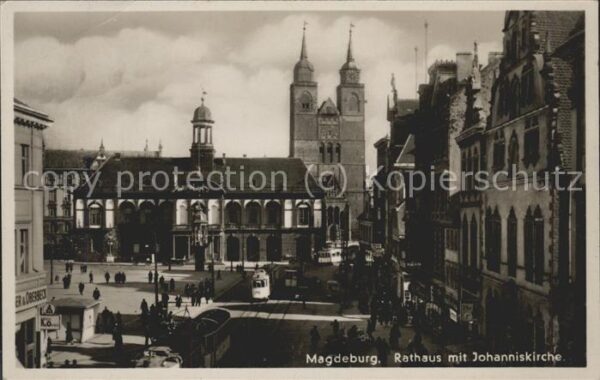 Strassenbahn Magdeburg Rathaus Johanniskirche
