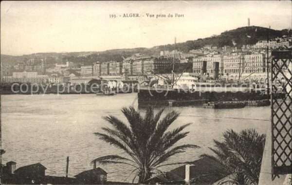 Alger Algerien Vue prise du Port Bateau