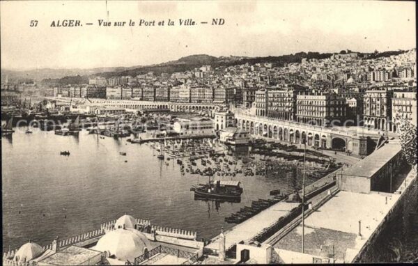 Alger Algerien Vue sur le Port et la Ville
