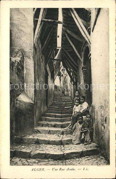 Alger Algerien Une rue arabe
