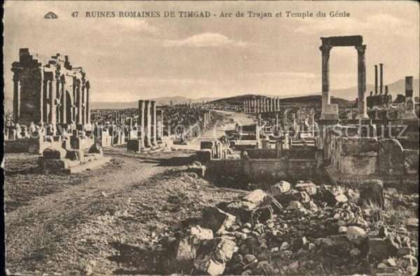 Timgad Ruines Romaines Arc de Trajan du Genie