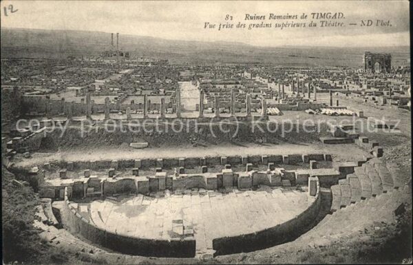 Timgad Ruines Romaines vue prise du Theatre