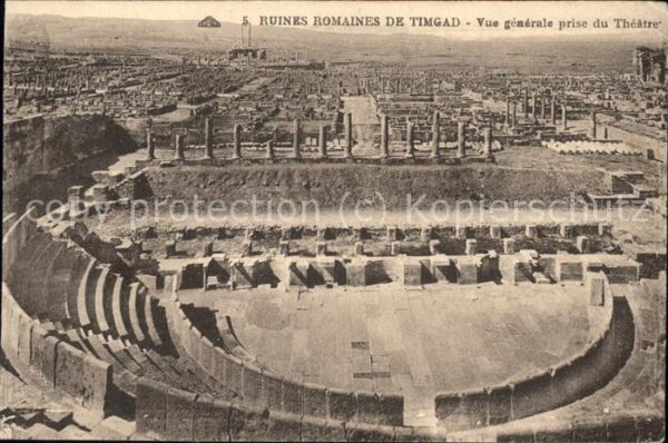 Timgad Ruines Romaines Vue generale prise du T