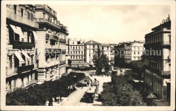 Alger Algerien Rue Dumont d_Urville tram