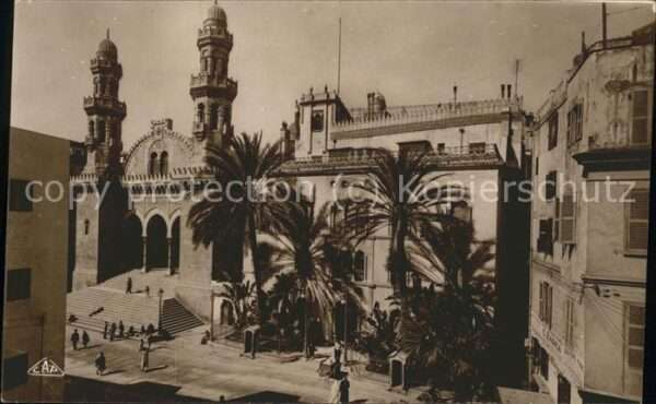 Alger Algerien Cathedrale et le Palais du Gouverneur