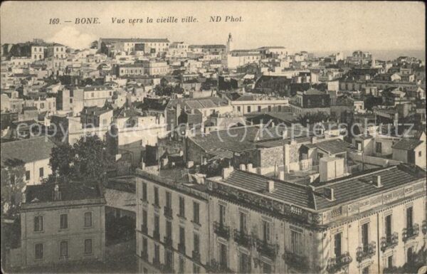 Bone Vue vers la vieille ville