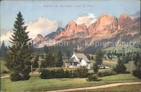 Welschnofen Suedtirol Kapelle am Karerpass Dolomiten