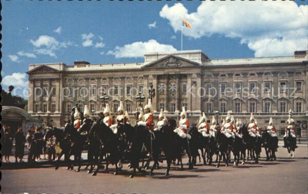 Leibgarde Wache Mounted Guards Buckingham Palace London