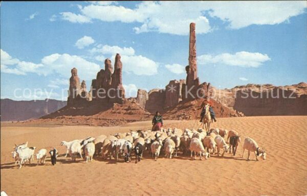 Indianer Native American Navajo Women Sheep Monument Valley  Yei