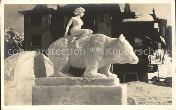 Foto Gaberell J. Nr. 103 Schneefigur Nixe auf dem Bären