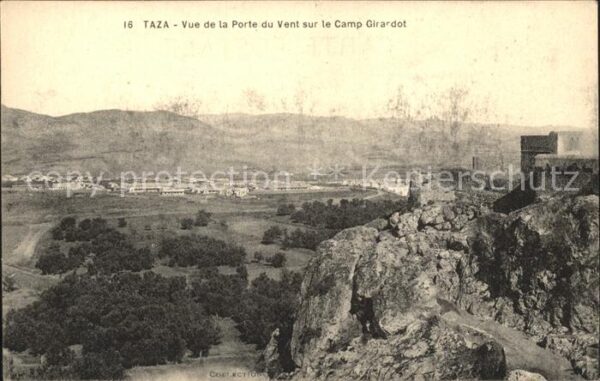 Taza Maroc Vue de la Porte du Vent sur le Camp Gir