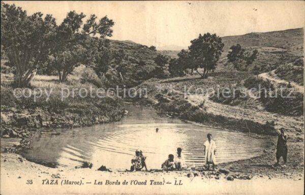 Taza Maroc Les Bords Oued