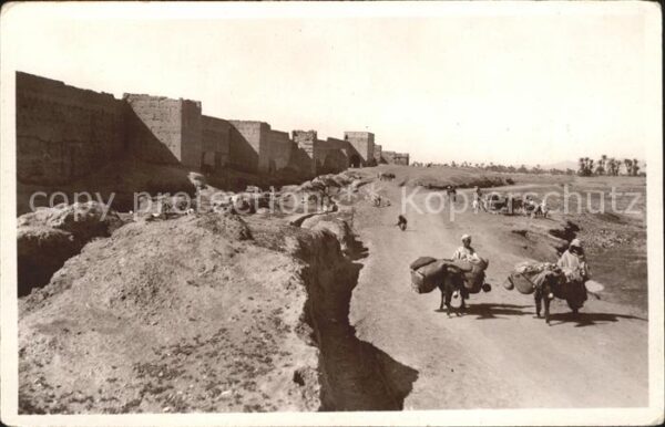 Marrakech Marrakesch Le chemin des remparts Bab-Khemis