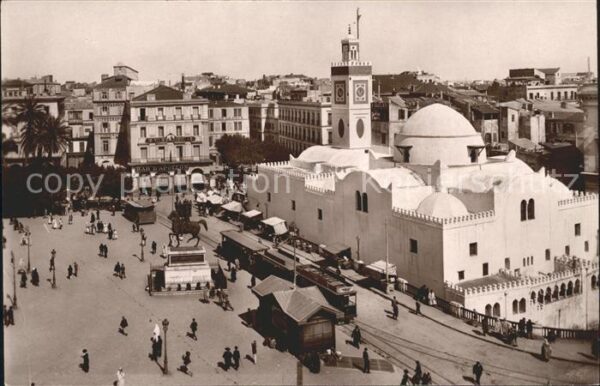 Alger Algerien Place du Gouvernement et la Mosquée