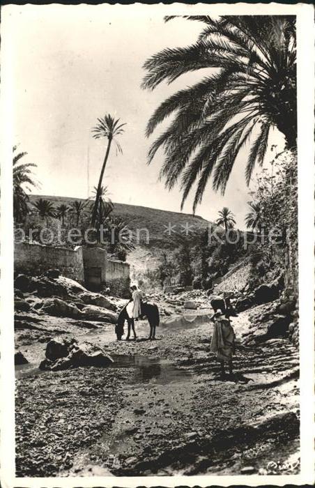 Bou Saada Cite du Bonheur A la Fontaine
