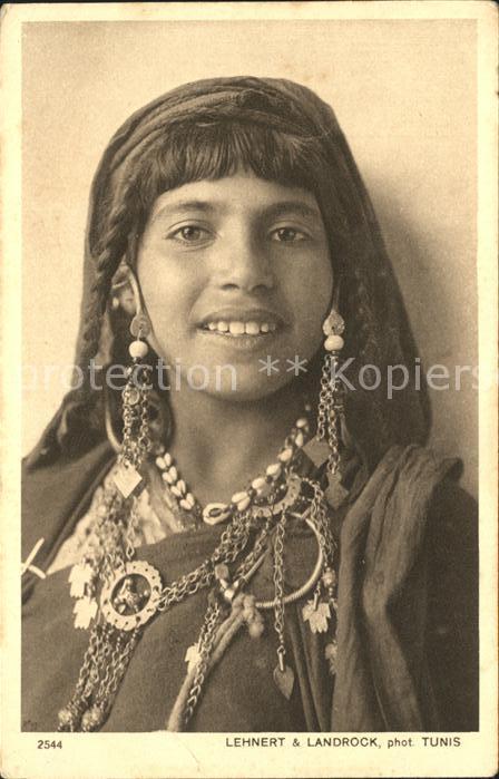 Types d Orient Nr. 2544 Petite bedouine