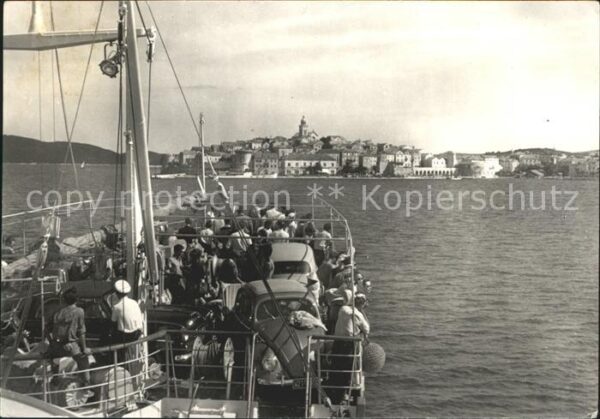 Korcula Duhan skladiste Bootsfahrt Autos