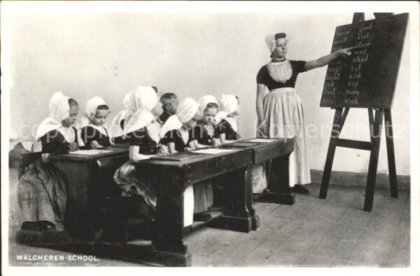 Schule School Ecole Escuela Scuola-- Schultafel Kinder Walcheren