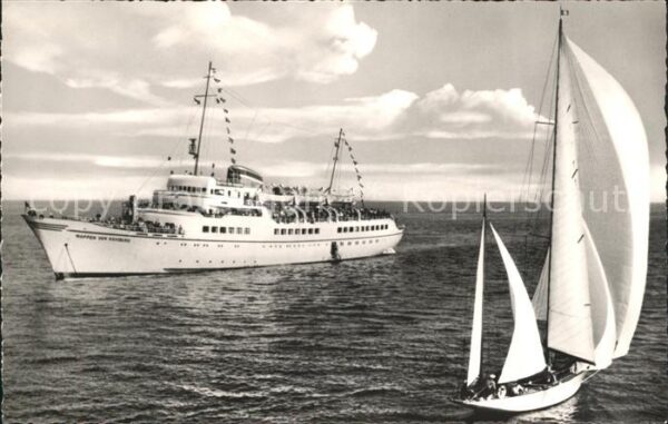 Faehre Ferry Bac Traghetto-- Wappen von Hamburg Helgoland Segelboot
