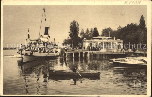 Dampfer Seitenrad Evian-les-Bains Port Douane