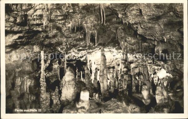 Hoehlen Caves Grottes Halle III