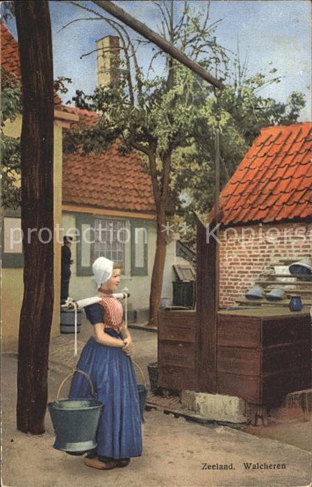 Trachten Holland Zeeland Walcheren Brunnen