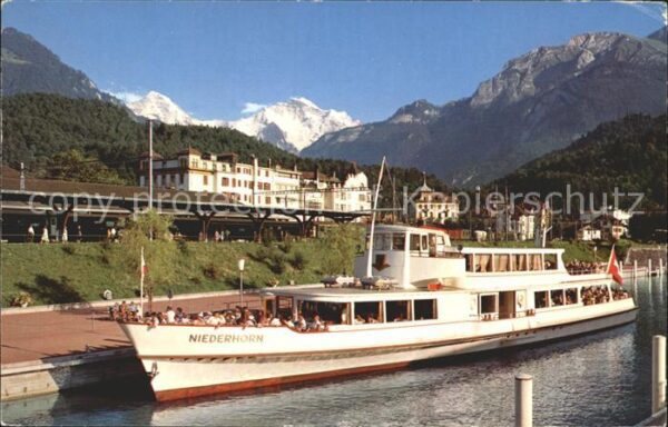 Motorschiffe Interlaken Schiffstation Mönch Jungfrau