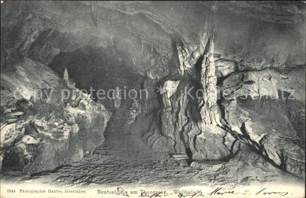 Hoehlen Caves Grottes Beatushöhle Thunersee Wallhalla