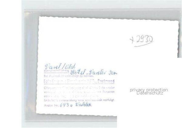 Musikinstrument Varel Hotel Vareler Krug Geige Akkordeo – Bild 2