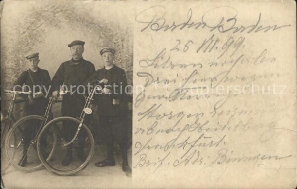 Fahrrad Vater mit Söhne Privatfoto