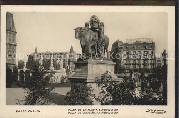Barcelona Cataluna Plaza de Cataluna Denkmal