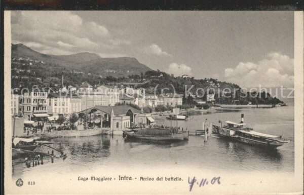 Lago Maggiore Intra Arrivo del batello